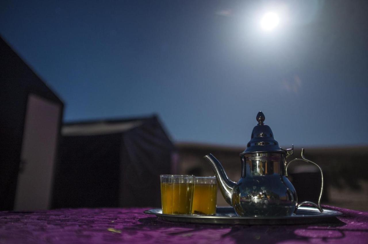 Camp Under Stars (Adults Only) Merzouga Exteriér fotografie